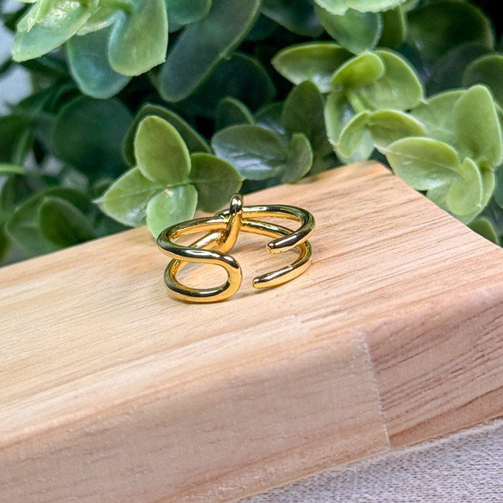 Knot Ring