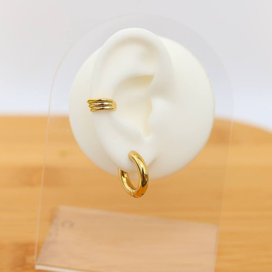 3 Golden lanes earcuff