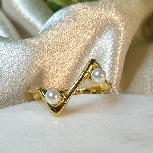 Pearls Ring