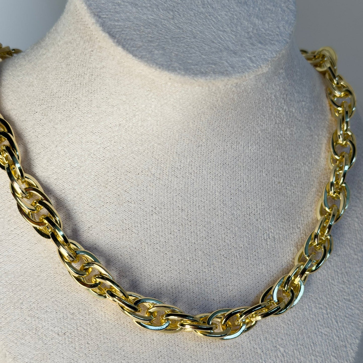 Sirena Chain
